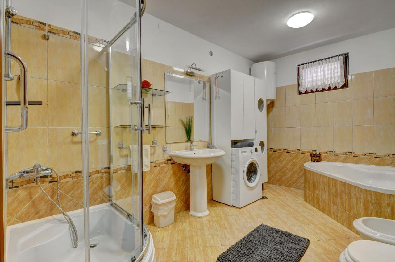 Apartments Babic Fažana Dış mekan fotoğraf